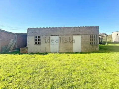 Casa en Oleiros