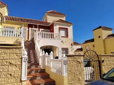 Piso en calle de Baza