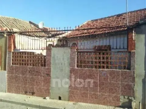 Casa adosada en Cañamares-Libertad