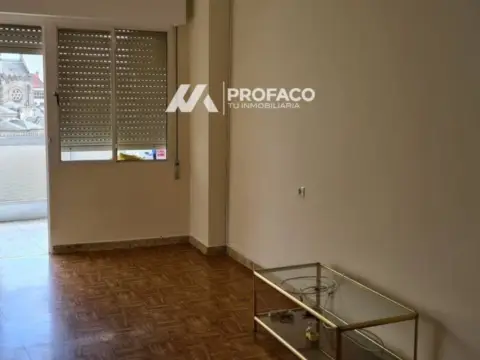 Piso en O Carballiño