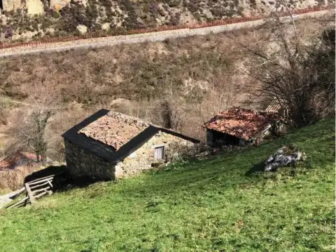 Casa rústica en calle Caserio Cuevas, 3