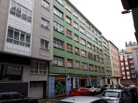Local comercial en calle del Mosteiro de Monfero