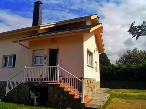 Casa en Tapia de Casariego