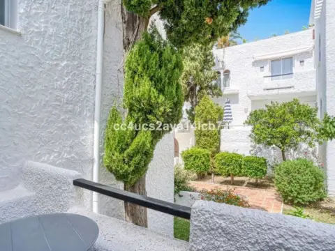 Casa adosada en Mangas Verdes-Las Flores-Parque del Sur