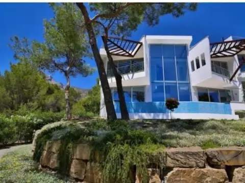 Casa adosada en Sierra Blanca