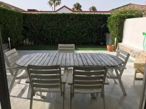 Casa pareada en El Paraíso-Atalaya-Benamara