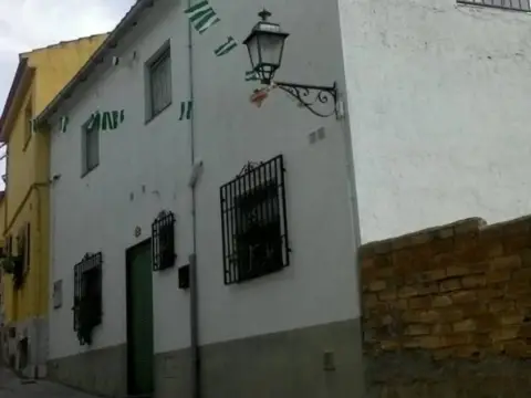 Casa adosada en calle Real