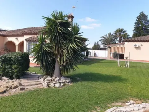 Chalet en Pinar de los Franceses-El Marquesado