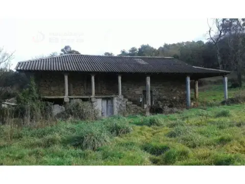 Casa en Agolada
