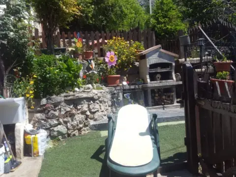 Casa en calle Sobrevilla 1