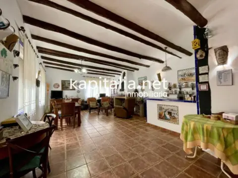 Casa en Sant Josep-Zona de l'Hospital