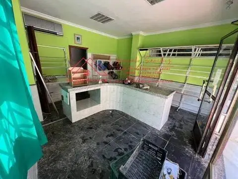 Local comercial en Lucena