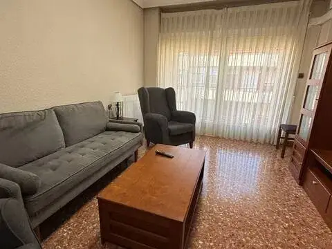 Piso en calle de María Marín