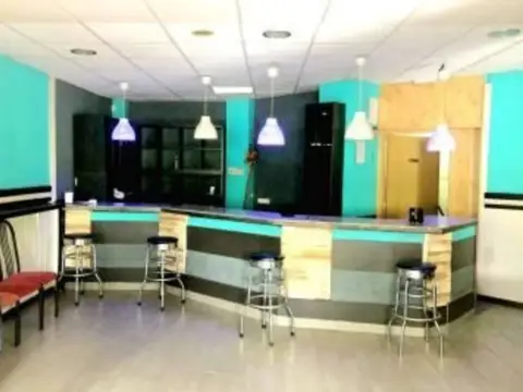 Local comercial en Pola de Siero