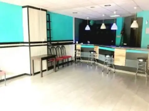 Local comercial en Pola de Siero