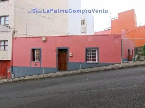 Casa en calle de Lomitos de Arriba
