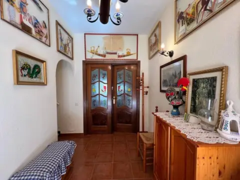 Casa en Fontanars dels Alforins