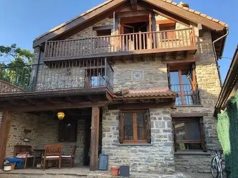 Chalet en calle de la Fuente