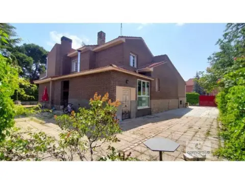 Chalet en San Antonio-Estación-Las Hervencias