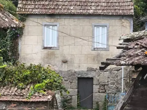 Casa rústica en Salvaterra de Miño
