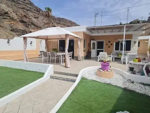 Casa adosada en Tauro-Playa del Cura