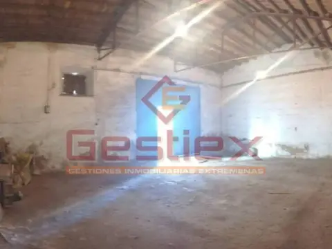 Nave industrial en Almendralejo