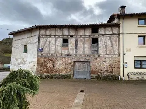 Casa rústica en Fresneda de La Sierra Tirón