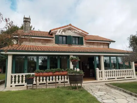 Chalet en O Carballiño