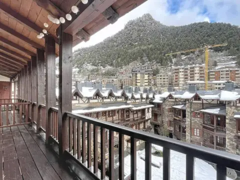 4-bedroom house for rent in La Massana · 10 of 60