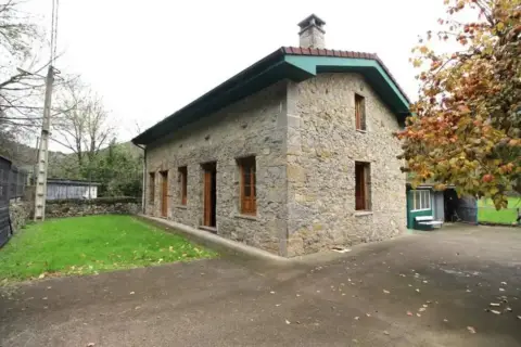 Chalet en Oviedo