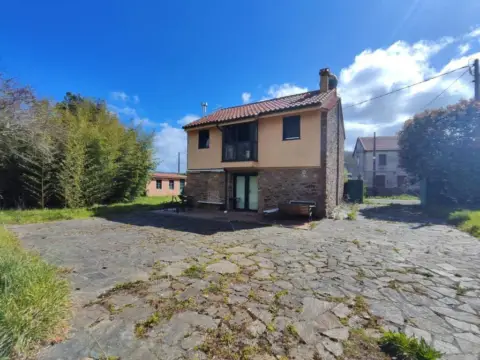 Casa en A Laracha