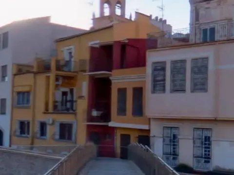 Edificio en Núcleo Urbano