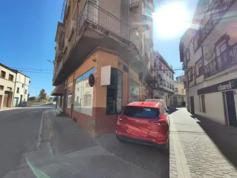 Local comercial en Avenida de Navarra