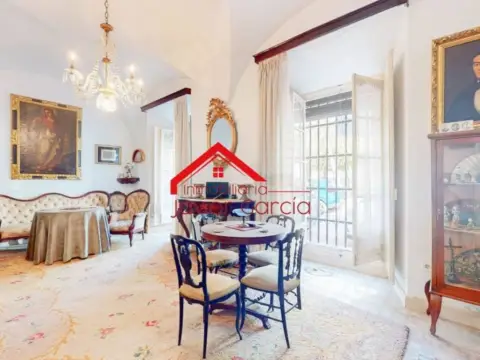 Casa adosada en Villafranca de los Barros