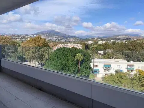 Piso en calle calle 02C Nva Andaluc, 31 -V