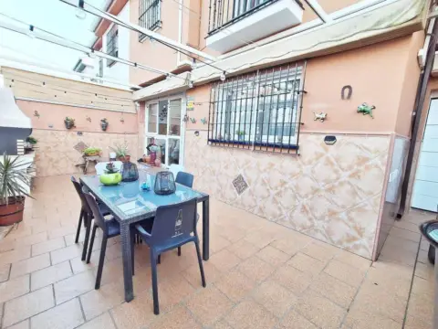Casa adosada en Campanillas