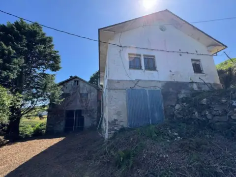 Casa en Villar (Tapia de Casariego)