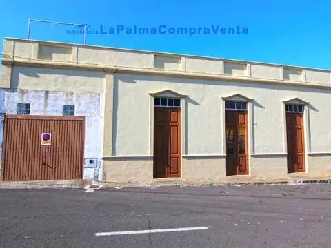 Casa rústica en calle El Pilar