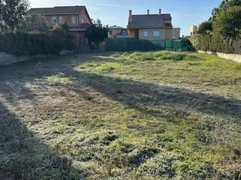 Terreno en Villamayor