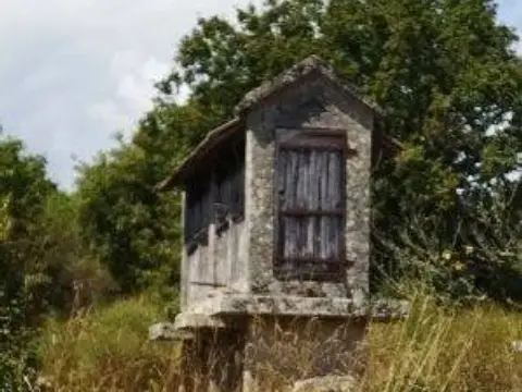 Casa en O Igresario (Xurenzas)