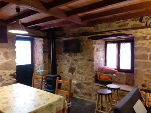 Casa en Neda