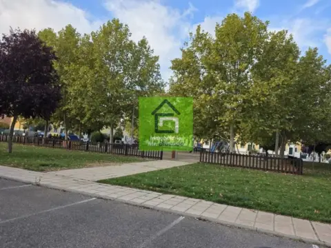 Casa adosada en Zamora Capital