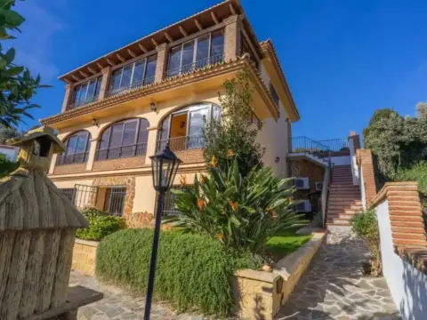 Chalet en Alhaurín de la Torre