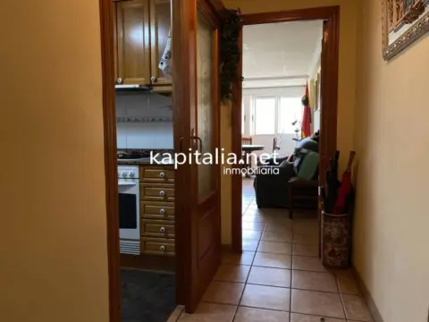 Piso en L'Alcúdia de Crespins