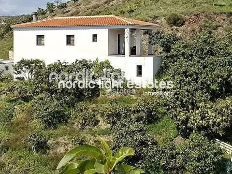 Casa rústica en Área de Triana-Cabrillas-Trapiche