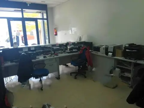 Local comercial en El Maulí-Fuentemora-Altos de Santa Ana