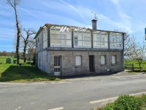 Casa en Piñor