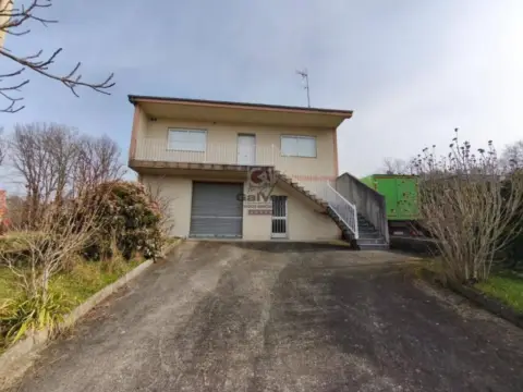 Casa en A Eirexa (Taboadela)