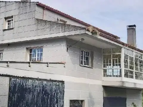 Chalet en Dozón