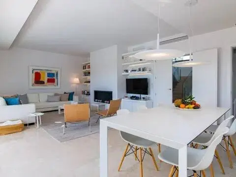 Chalet en El Paraíso-Atalaya-Benamara